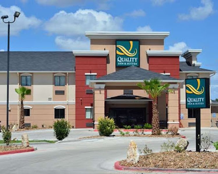 foto deQuality Inn and Suites Kenedy - Karnes City