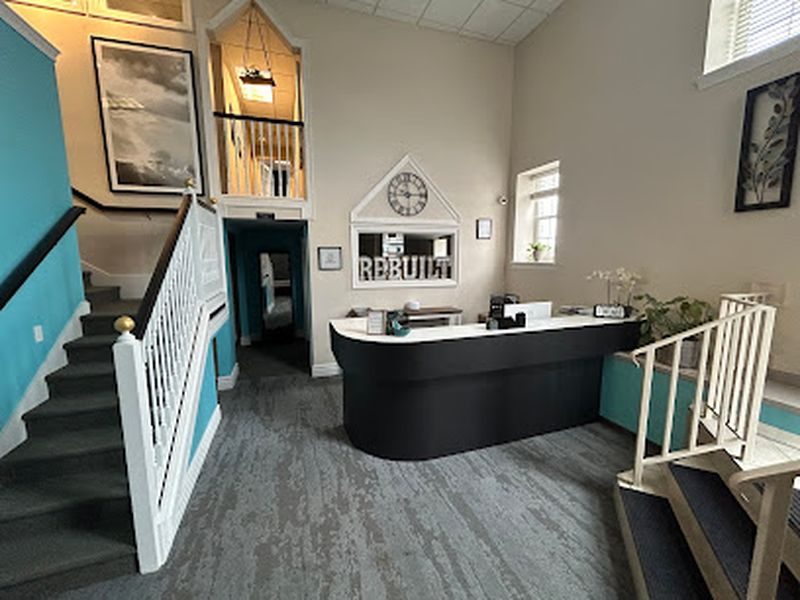 foto deRebuilt Treatment and Recovery