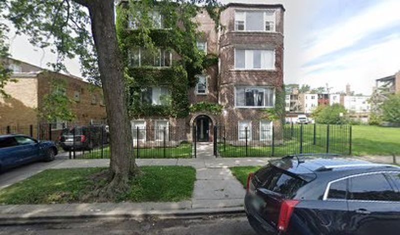 foto deHenry's Sober Living House