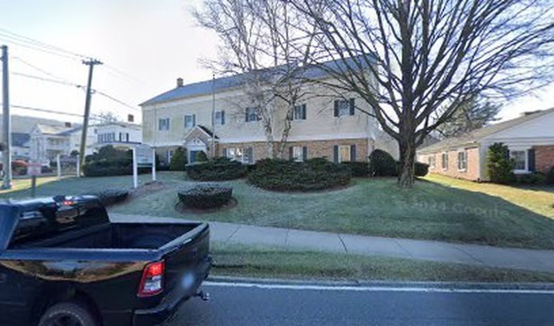 foto deMCCA - New Milford Outpatient Clinic