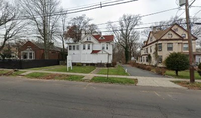 foto deRoselle Family Success Center
