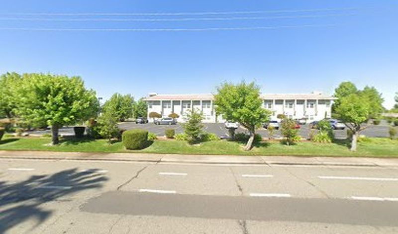 foto deLincoln Service Center