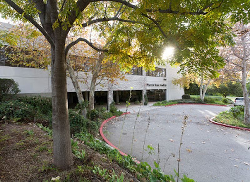 foto dePhoenix House - Lake View Terrace