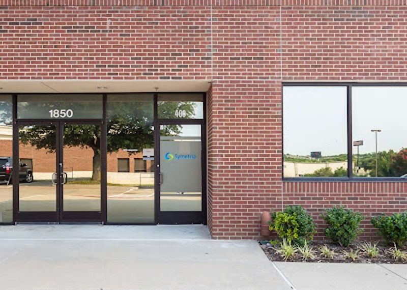 foto deSymetria — Lewisville Outpatient Rehab and Suboxone Clinic