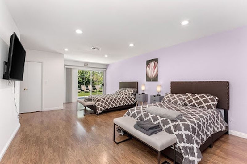foto deWest Valley Detox Treatment — Tarzana