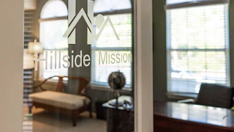 foto deHillside Management Services