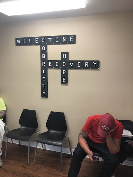 foto deMilestone Addiction Counseling